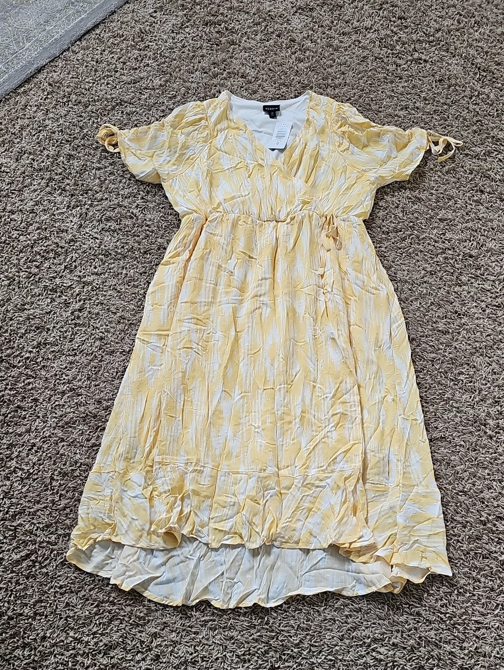 NWT Torrid Dress Midi Vneck Fit & Flare Yellow Ikat Medium Faux Wrap - Picture 6 of 10